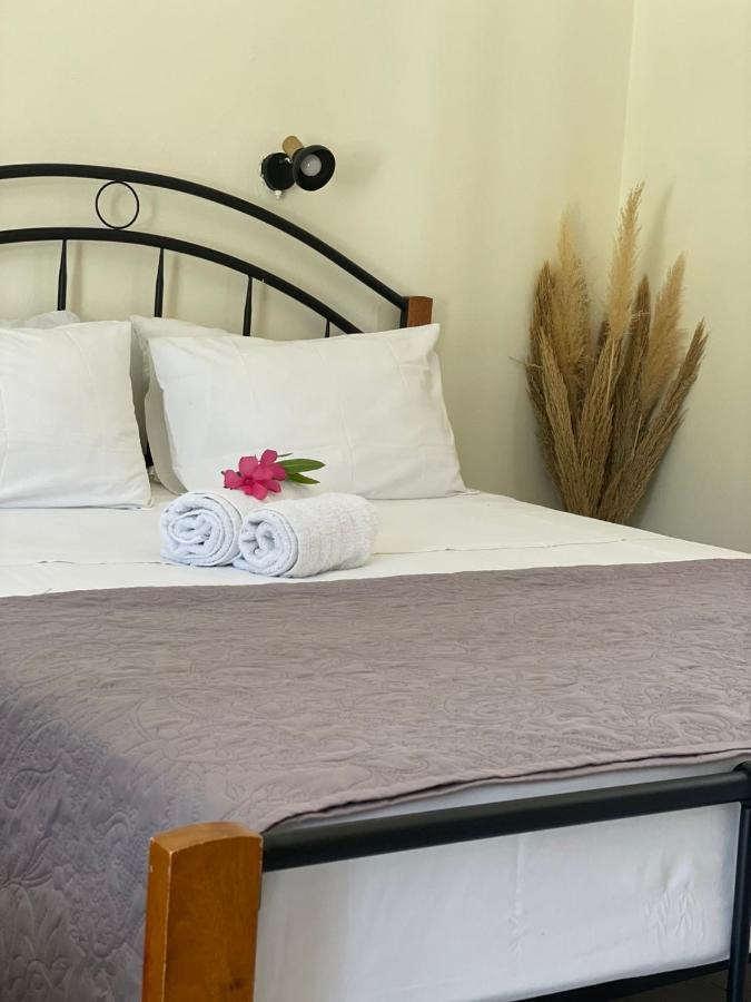 Lemon Tree Apartments A Dアルゴストリオン エクステリア 写真